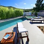 Charming With Pool * Szybenik