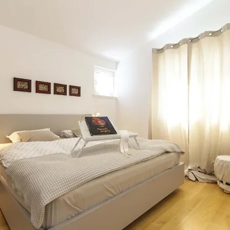 Villa Deluxe In Ibenik Near