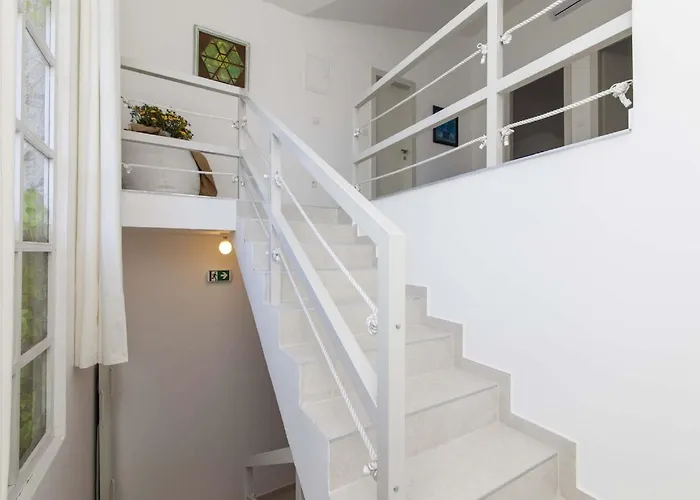 Vila Charming With Pool *