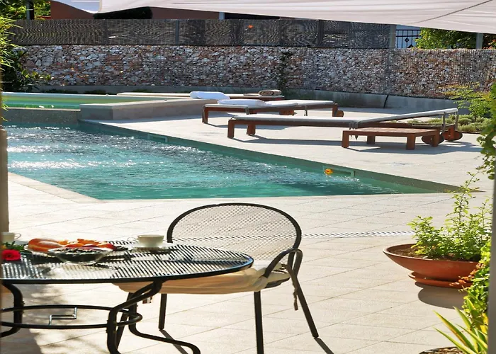 Vila Charming With Pool *